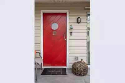 904 Arctic Avenue E, Folly Beach, SC 29439 - Photo 7