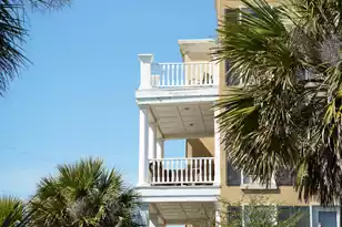 1024 Ashley Ave W, Folly Beach, SC 29439 - Photo 15