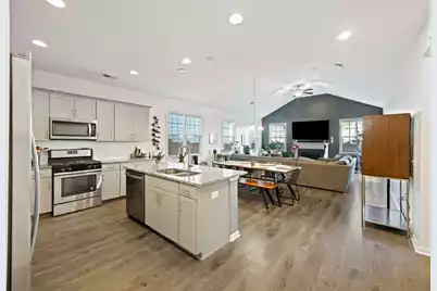 622 Pendleton Drive, Moncks Corner, SC 29461 - Photo 5