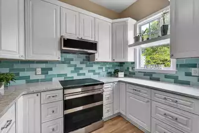 121 Hyacinth Street, Summerville, SC 29483 - Photo 13