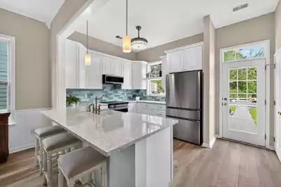 121 Hyacinth Street, Summerville, SC 29483 - Photo 11