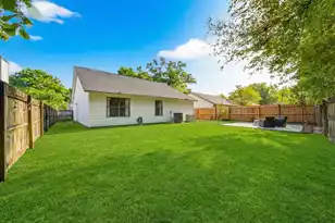 8313 Whitehaven Dr, North Charleston, SC 29420 - Photo 9