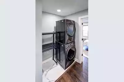 2011 Highway 17 N, Mount Pleasant, SC 29466 - Photo 11