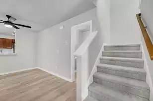 421 Savannah River Dr, Summerville, SC 29485 - Photo 9