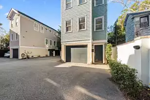 11 Kirkland Ln, Charleston, SC 29401 - Photo 3