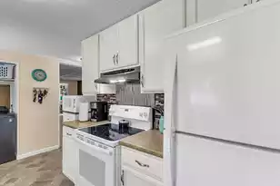 395 Embassy Dr, Summerville, SC 29483 - Photo 17