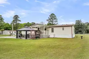 395 Embassy Dr, Summerville, SC 29483 - Photo 33