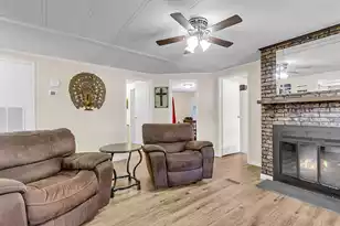 395 Embassy Dr, Summerville, SC 29483 - Photo 5