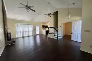 160 Wainwright, Summerville, SC 29485 - Photo 3