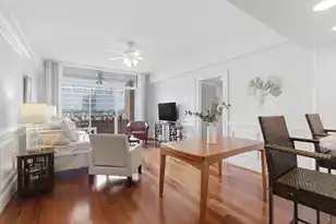 14 Lockwood Dr #3H, Charleston, SC 29401 - Photo 11