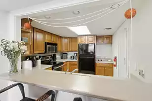 14 Lockwood Dr #3H, Charleston, SC 29401 - Photo 19
