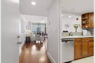14 Lockwood Drive #Apt 3H, Charleston, SC 29401 - Photo 17