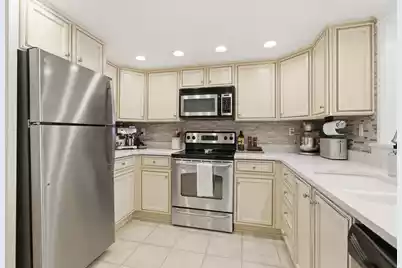 14 Lockwood Drive #Apt 9J, Charleston, SC 29401 - Photo 25