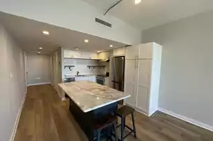 14 Lockwood Dr, Charleston, SC 29401 - Photo 5