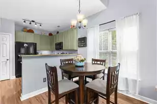400 Chinquapin Dr, Summerville, SC 29485 - Photo 9