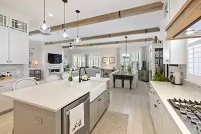 2898 Clearwater Drive, Mount Pleasant, SC 29466 - Photo 5