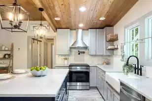 212 Hudson Ave E, Folly Beach, SC 29439 - Photo 17
