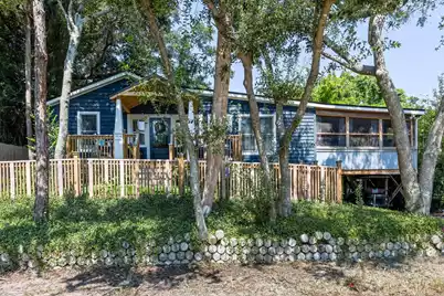 212 Hudson Avenue E, Folly Beach, SC 29439 - Photo 7