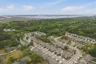 3837 Sawmill Ct, Mount Pleasant, SC 29429 - Photo 3