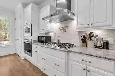 1563 Capel Street, Mount Pleasant, SC 29466 - Photo 25