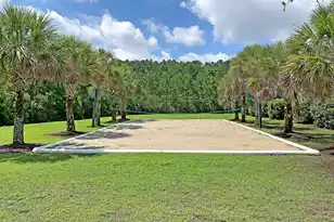 1563 Capel St, Mount Pleasant, SC 29466 - Photo 85