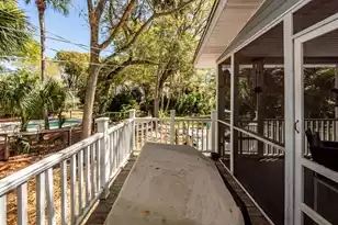 141 Sparrow Dr, Isle Of Palms, SC 29451 - Photo 31