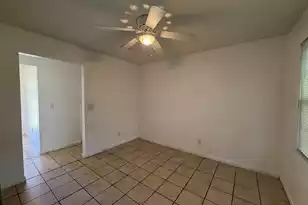 124 Miley Ave, Summerville, SC 29485 - Photo 7