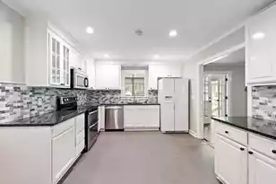 1249 Dearsley Ct, Mount Pleasant, SC 29464 - Photo 7