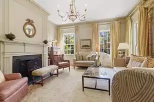 7 Legare St, Charleston, SC 29401 - Photo 5