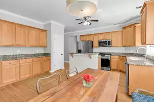 2116 Tall Grass Cir, Mount Pleasant, SC 29466 - Photo 11