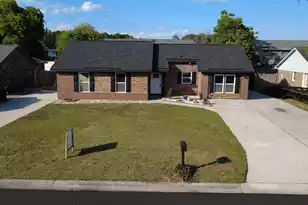 215 Horseshoe Dr, Goose Creek, SC 29445 - Photo 1