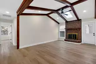 215 Horseshoe Dr, Goose Creek, SC 29445 - Photo 9