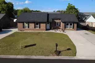 215 Horseshoe Dr, Goose Creek, SC 29445 - Photo 1