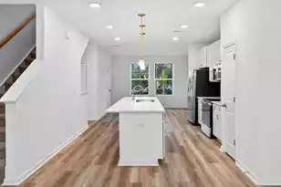 4633 Forest Hills Dr, North Charleston, SC 29418 - Photo 11