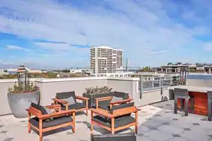 5 Gadsdenboro St, Charleston, SC 29401 - Photo 31