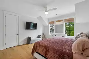 924 Pitt St, Mount Pleasant, SC 29464 - Photo 47