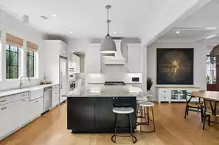 924 Pitt St, Mount Pleasant, SC 29464 - Photo 13