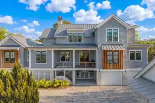 924 Pitt St, Mount Pleasant, SC 29464 - Photo 1