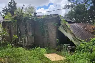 388 Embassy Dr, Summerville, SC 29483 - Photo 3