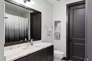 5 Gadsdenboro St #405, Charleston, SC 29401 - Photo 25