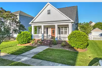 203 Hydrangea Street, Summerville, SC 29483 - Photo 1