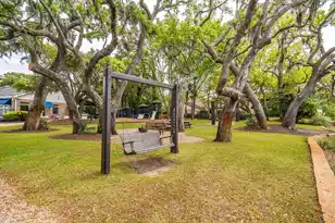 288 Molasses Ln, Mount Pleasant, SC 29464 - Photo 133