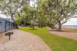 288 Molasses Ln, Mount Pleasant, SC 29464 - Photo 131