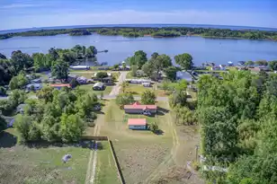 1436 Brantley Ave, Summerton, SC 29148 - Photo 35