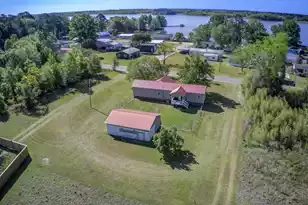 1436 Brantley Ave, Summerton, SC 29148 - Photo 33