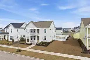 676 Blueway Ave, Summerville, SC 29486 - Photo 3