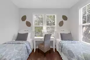 1925 Chatelain Way, Mount Pleasant, SC 29464 - Photo 23