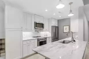 2011 Hwy 17 N, Mount Pleasant, SC 29466 - Photo 9