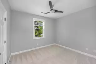 8618 Fairway Woods Dr W, North Charleston, SC 29420 - Photo 21