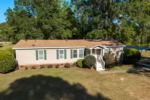 1439 McCoy Dr., Summerton, SC 29148 - Photo 3